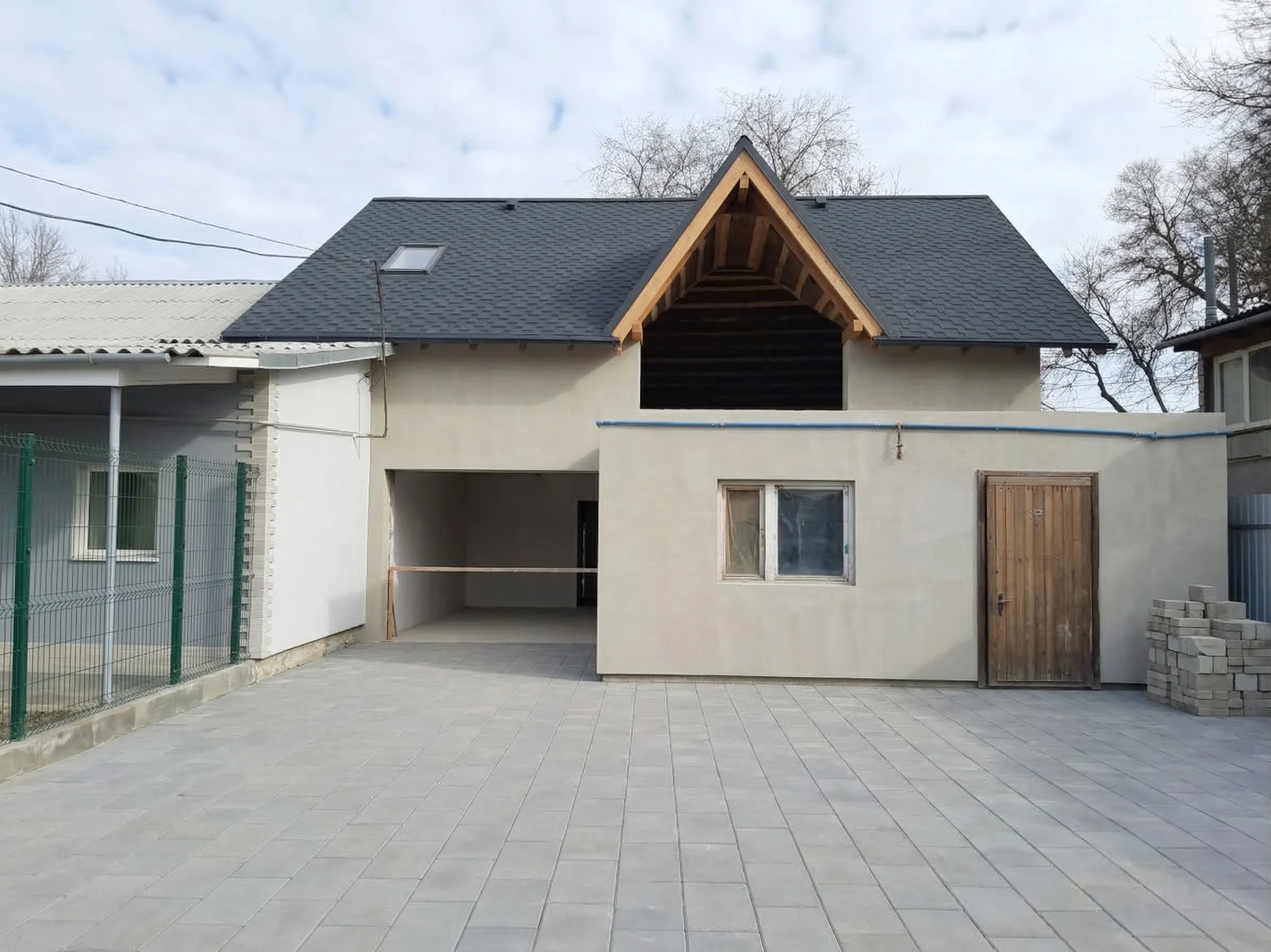 Частный дом — 180 м²